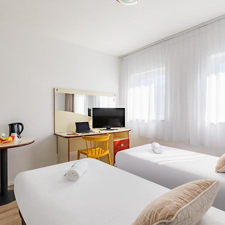 อัปปาร์ตซิตี้ บลัว Aparthotel บลัวส์ ภายนอก รูปภาพ