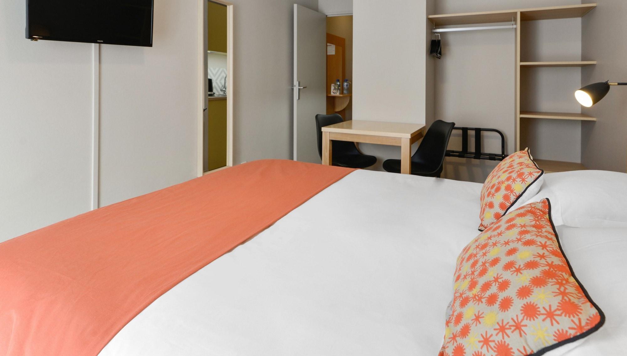 อัปปาร์ตซิตี้ บลัว Aparthotel บลัวส์ ภายนอก รูปภาพ