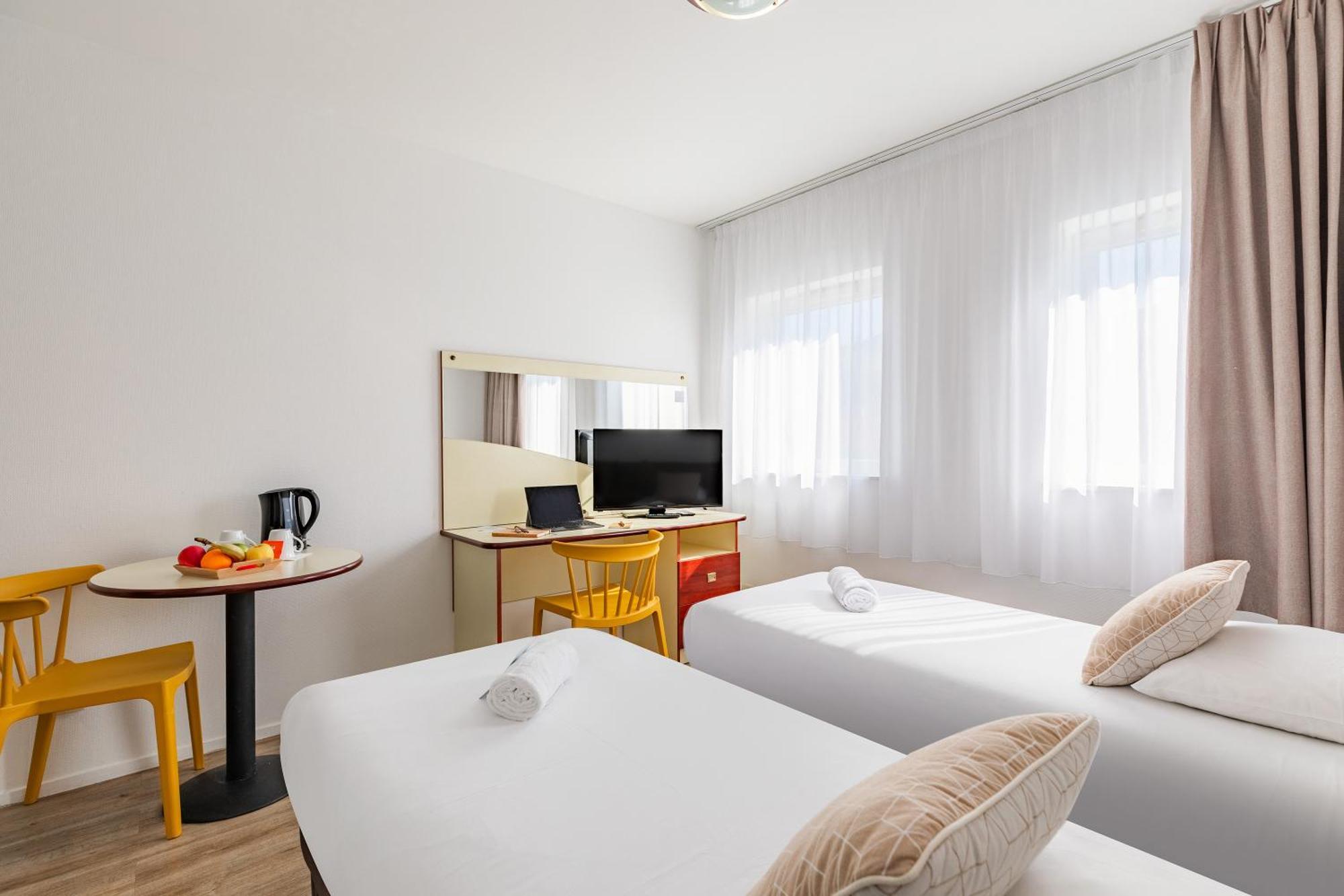 อัปปาร์ตซิตี้ บลัว Aparthotel บลัวส์ ภายนอก รูปภาพ