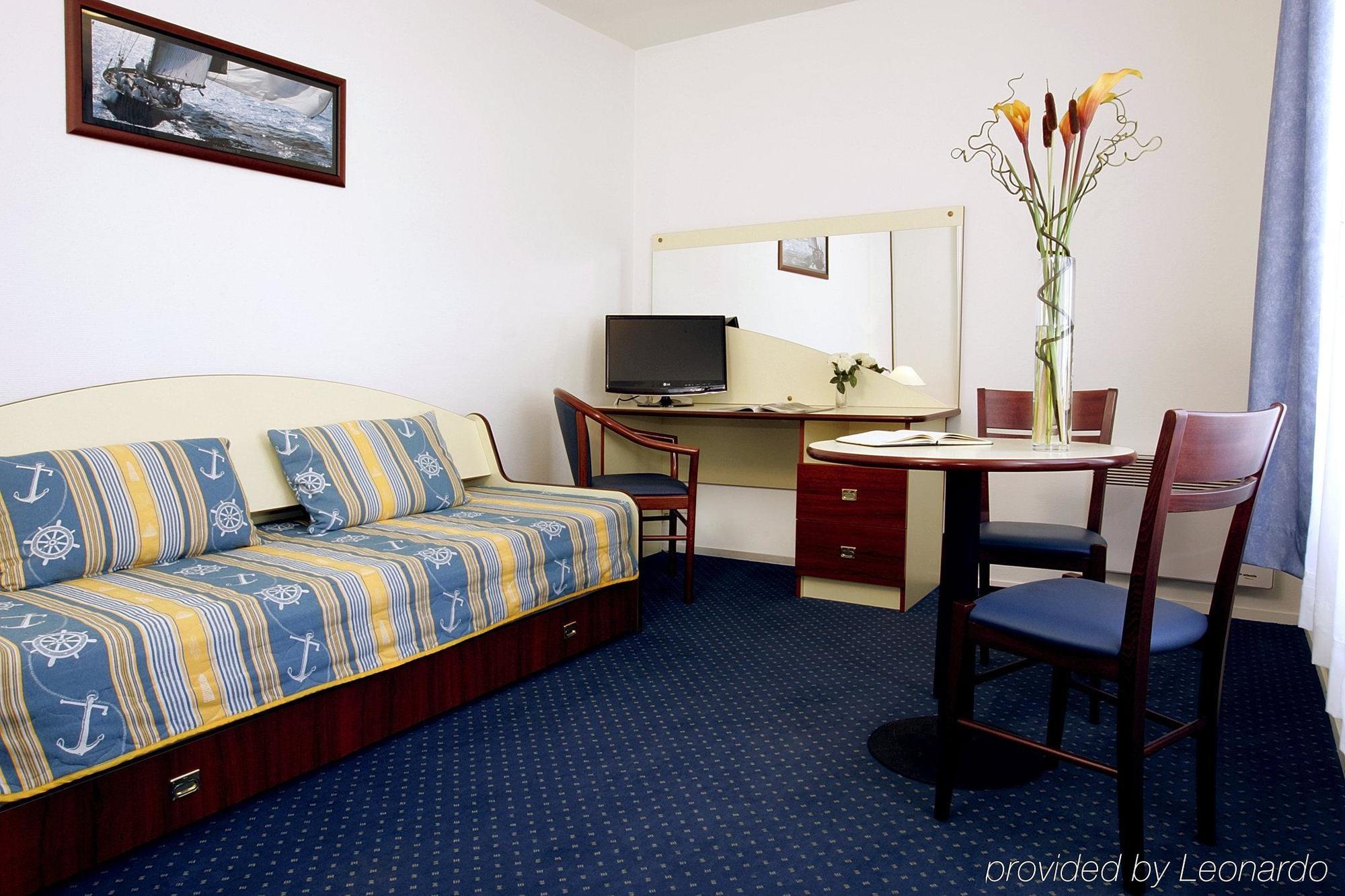 อัปปาร์ตซิตี้ บลัว Aparthotel บลัวส์ ภายนอก รูปภาพ